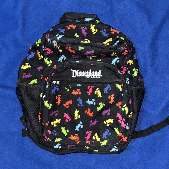 Disneyland Backpack - Picture 1 of 3